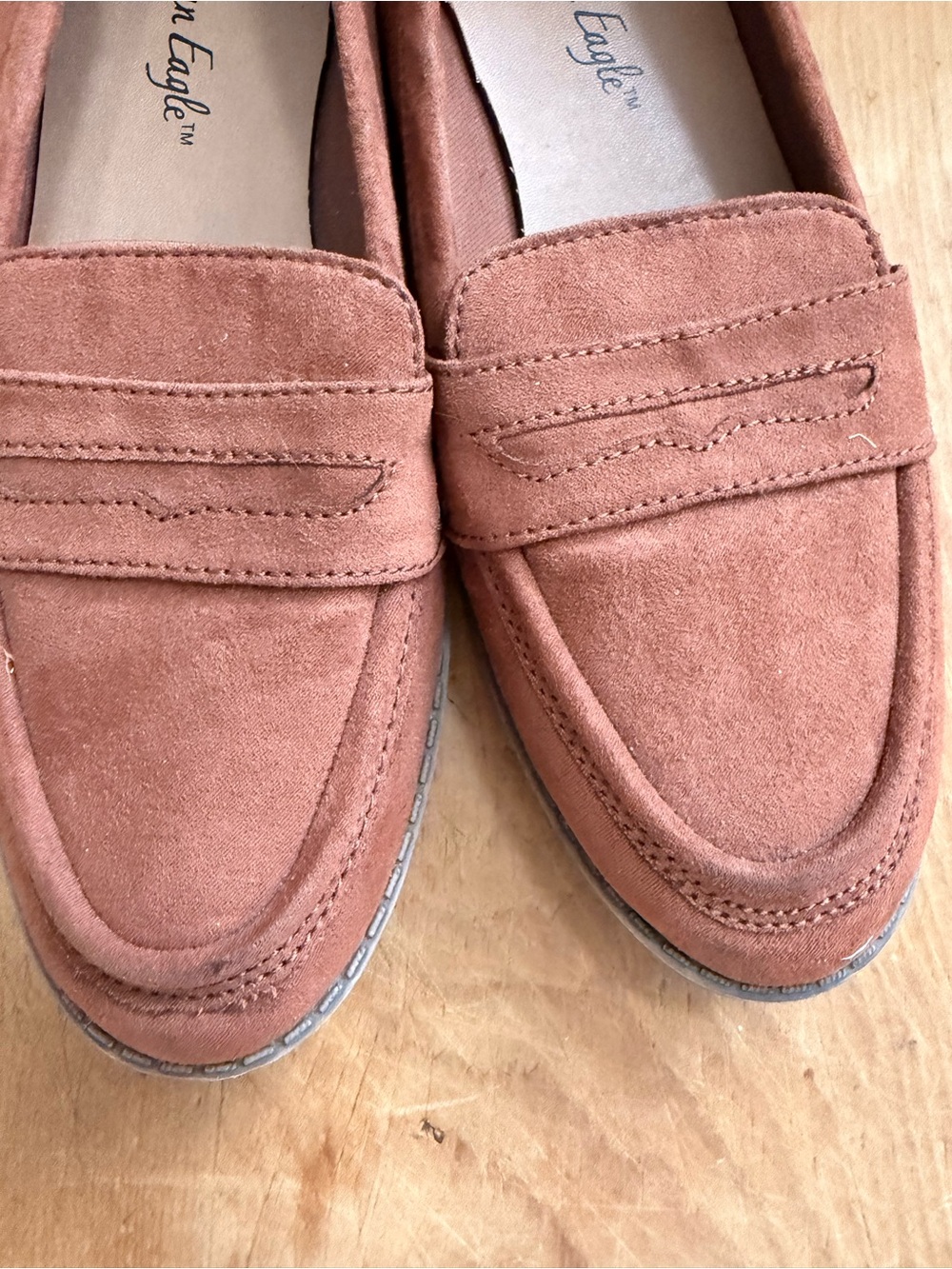 American Eagle Faux Suede Loafers, sz 8 - Picture 7 of 8
